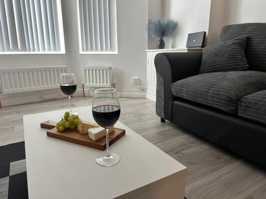 Modern 1-Bed Apartment Belfast Exterior foto